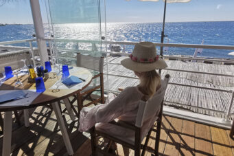 Le Cigalon bar restaurant face à la mer à Cagnes Sur Mer